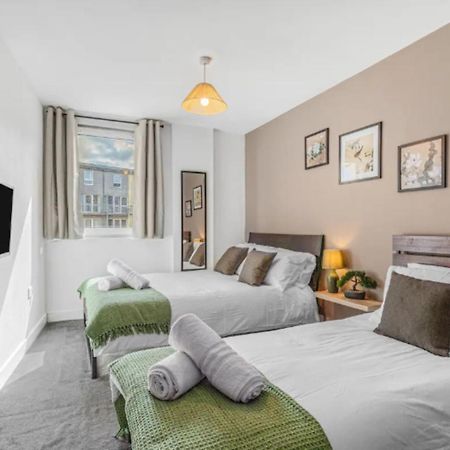 Oriental Suite 2 Bed 2 Bath Netflix And Free Parking, Games- Maihom Birmingham Eksteriør bilde
