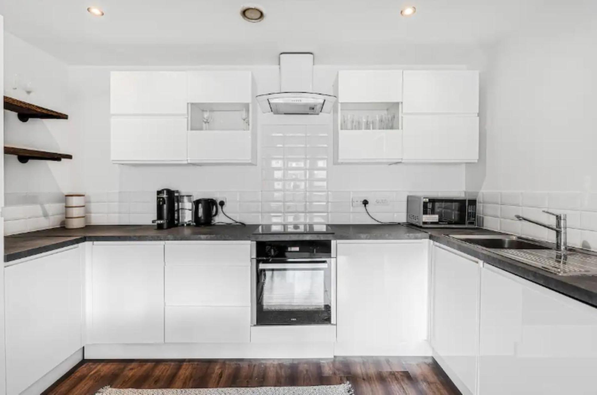 Oriental Suite 2 Bed 2 Bath Netflix And Free Parking, Games- Maihom Birmingham Eksteriør bilde
